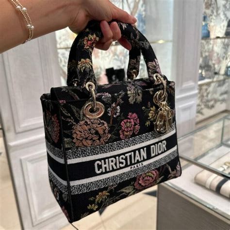 what country sells cheapest dior